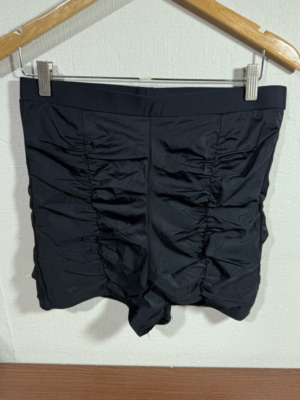 NWT BloomChic Women’s Ruched Swim shorts Sz 14/16
